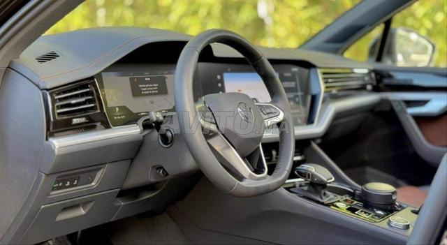 Volkswagen touareg excutive13000 km