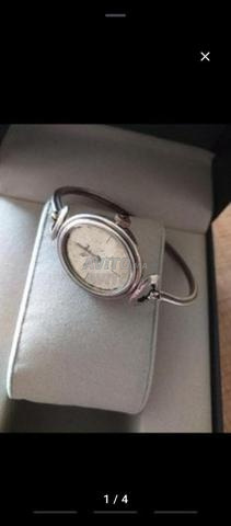 مونتي عتيقة من الخمسينيات من الفضة