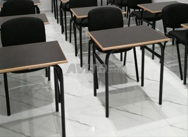 Chaises et bureaux scolaires Table en bois - 2