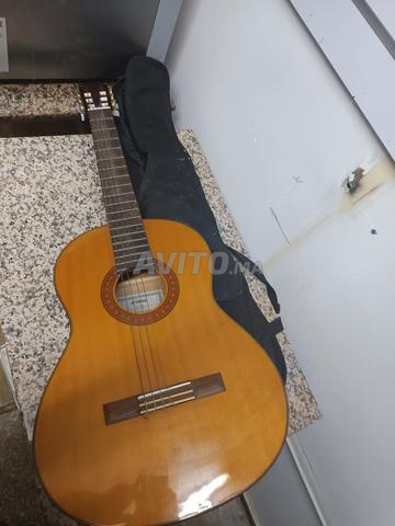 Yamaha C70 gitar