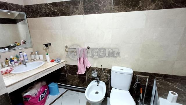 FES-SA-1047 - شقة للبيع في طريق إيموزار