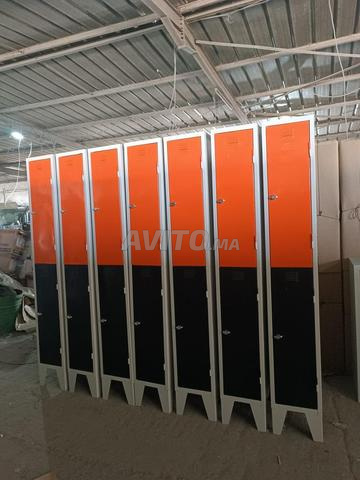 Vestiaire 4 portes \ armoire rangement métallique