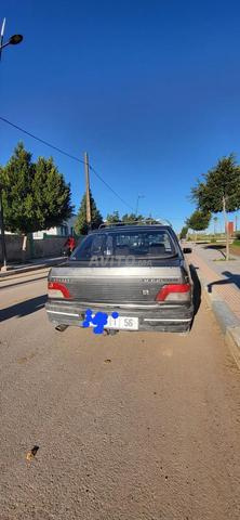 Peugeot 309