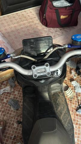 Bécane r9 très neuf