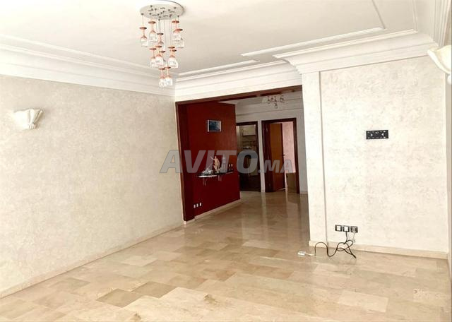 شقة للإيجار 97 متر مربع في الدار البيضاء