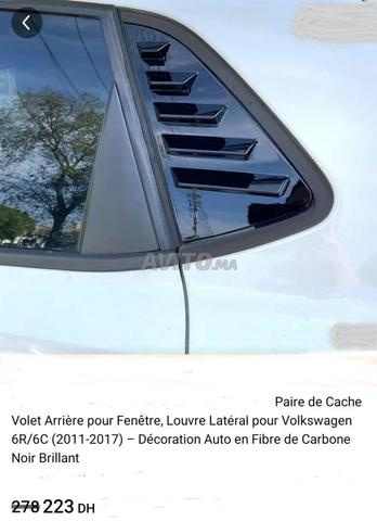 Cache volet vitre arrière voiture