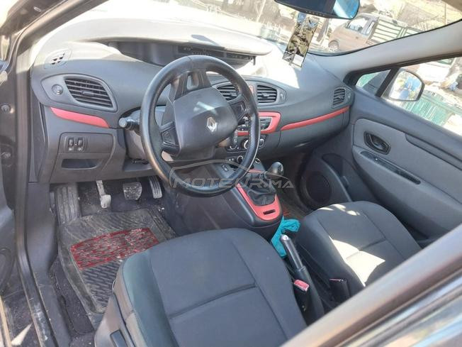 Renault Scenic Essence Manuelle 2010 à Salé