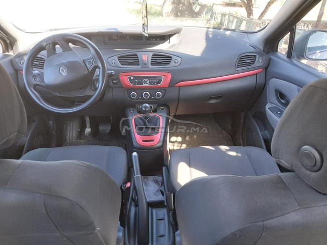 Renault Scenic Essence Manuelle 2010 à Salé