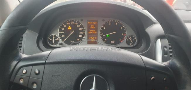 Mercedes classe B propre et faible kilométrage 