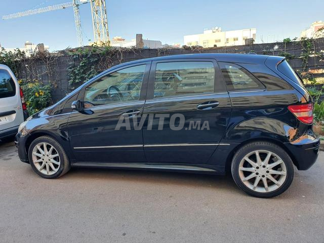 Mercedes classe B propre et faible kilométrage