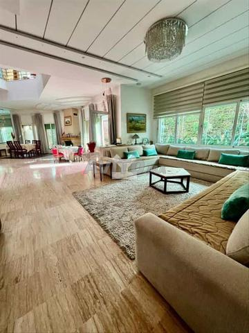 173085-بيع فيلا في الدار البيضاء ليمون بمساحة 605 م²