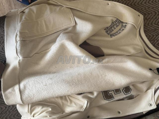 سترة بيج بني نمط كاجوال عصري