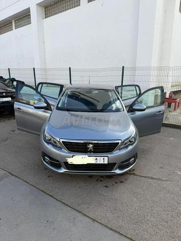 Peugeot 308 Diesel Automatique 2019 à Rabat