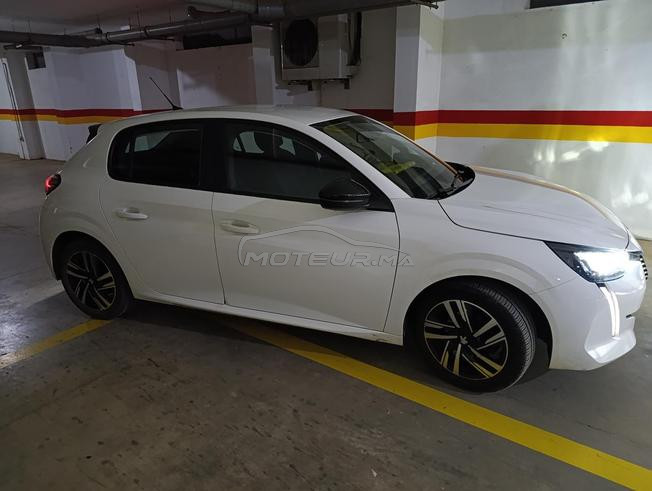 Peugeot 208 Diesel Manuelle 2023 à Nouaceur