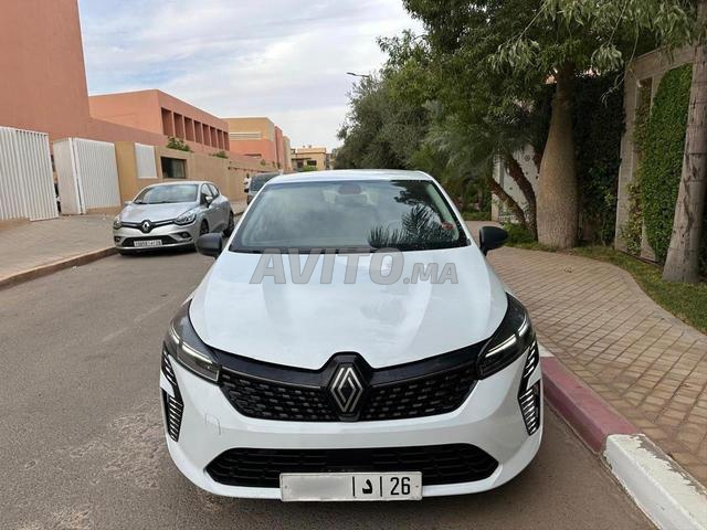 Renault Clio Diesel Manuelle 2024 à Marrakech