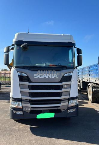 شاحنة سكانيا R 410 موديل 2021 جمركة 2026