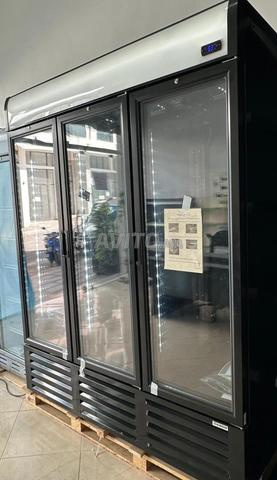 Le frigo trois portes noir