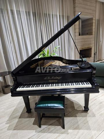 بيانو كلاسيكي Gôteborg