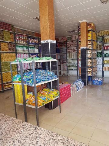 رفوف خفيفة (سوبر ماركت / متجر)