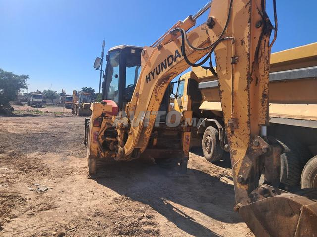 Tractopelle à vendre