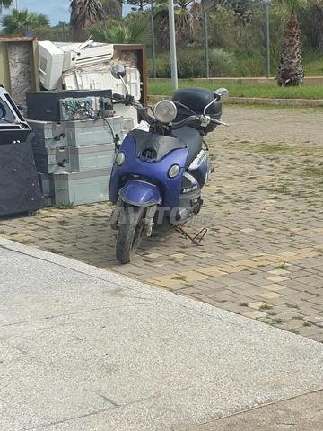 دراجة نارية للبيع