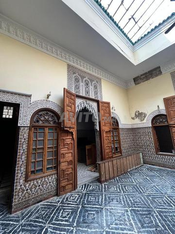 رياض رائع للبيع المدينة الرباط