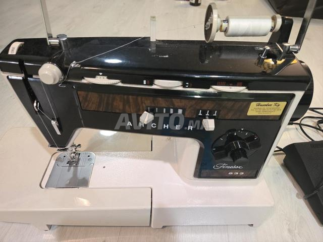 La machine à coudre Archer Venice 834 original