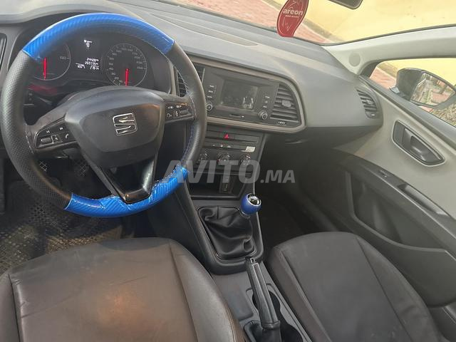 سيات ليون ستايل