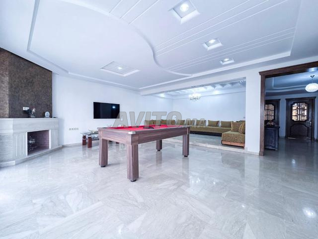 شقة للإيجار 269 متر مربع في الدار البيضاء