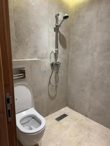 استوديو فارغ مع شرفة بالقرب من فيكتور هوغو - 2