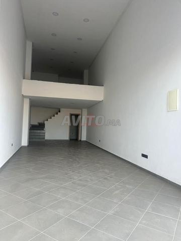 محل للإيجار بمساحة 56 متر مربع في الدار البيضاء