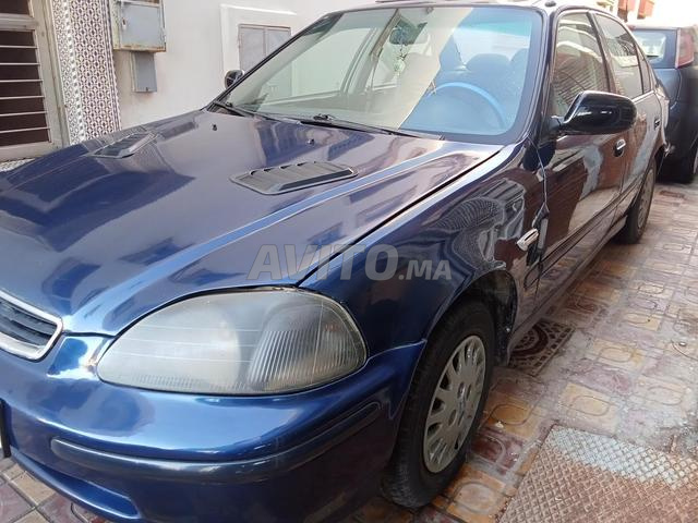 Honda civic très bonne état