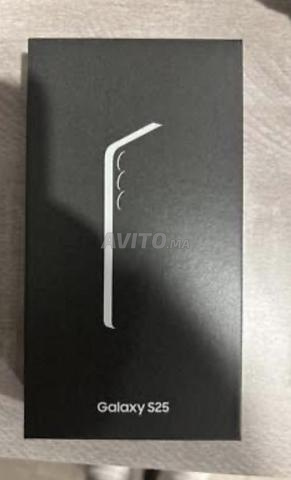 Samsung galaxy s25 neuf
