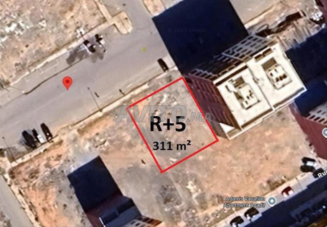 أرض R5 في Haut Founty