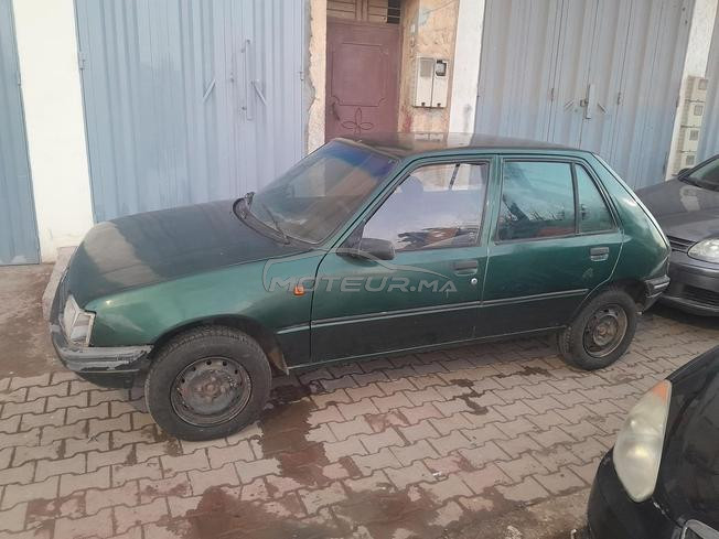 Peugeot 205