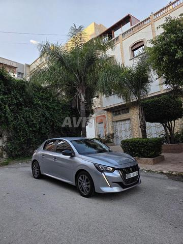 بيجو 208 أكتيف باك 05/2022 في طنجة