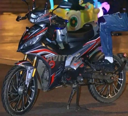 Moteur propre en bon état