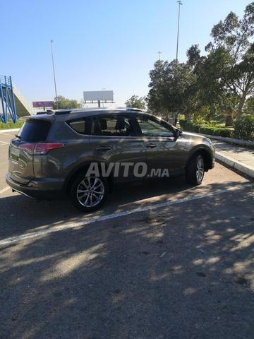 Toyota RAV-4 Hybride Automatique 2018 à Casablanca