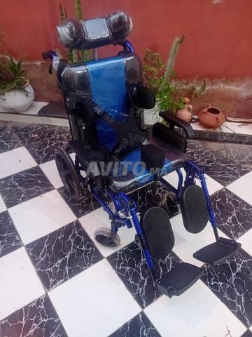 كرسي متحرك لذوي الاحتياجات الخاصة - 2