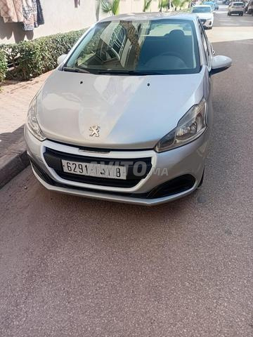 بيجو 208 بنزين يدوية 2017 في تمارة