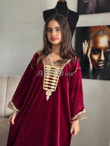 قفطان بنات قفطان بنات صغار رائع مطروز موبرة