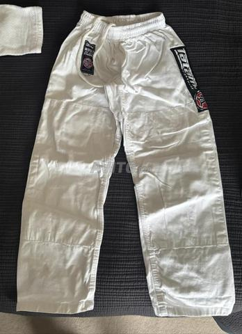 كيمونو جيو جيتسو أبيض M1tatami للأطفال