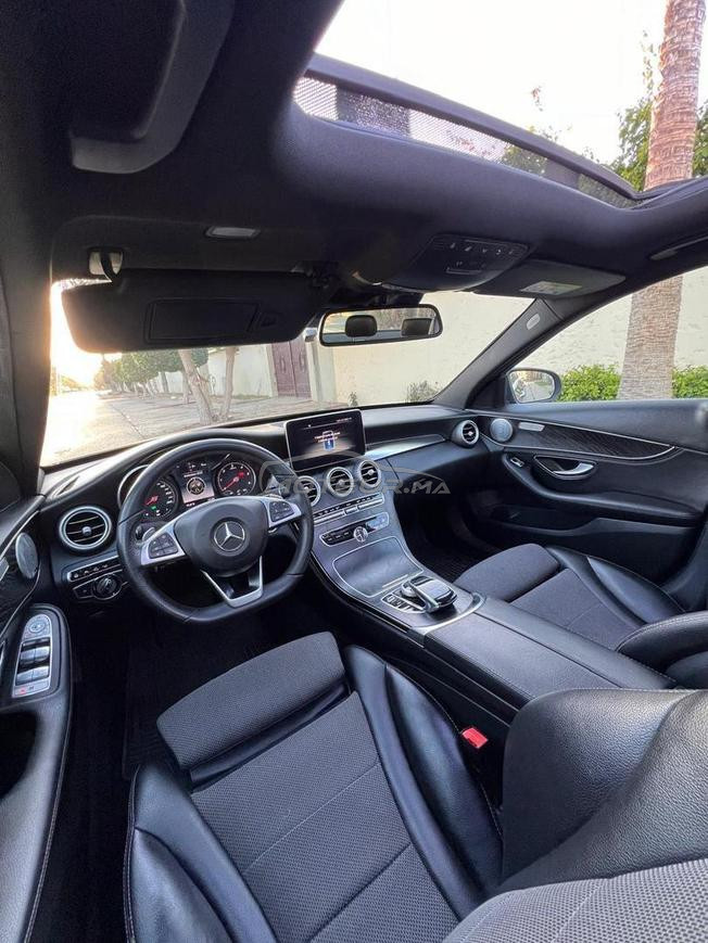 Mercedes-Benz 220 Diesel Automatique 2015 à Agadir