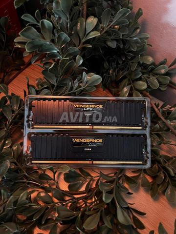 رام 16 جيجابايت (2x8) DDR4 3000 ميجاهرتز Corsair LPX