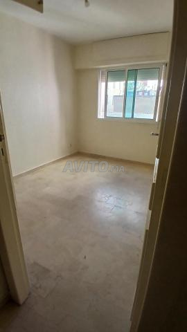 Studio vide centre ville près trame