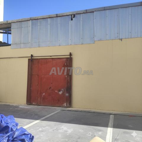 Local / depot / hangar / entrepôt