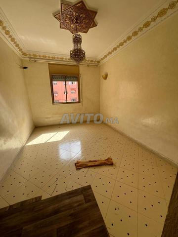 شقة فارغة المحاميد قرب مسجد الإمام مسلم