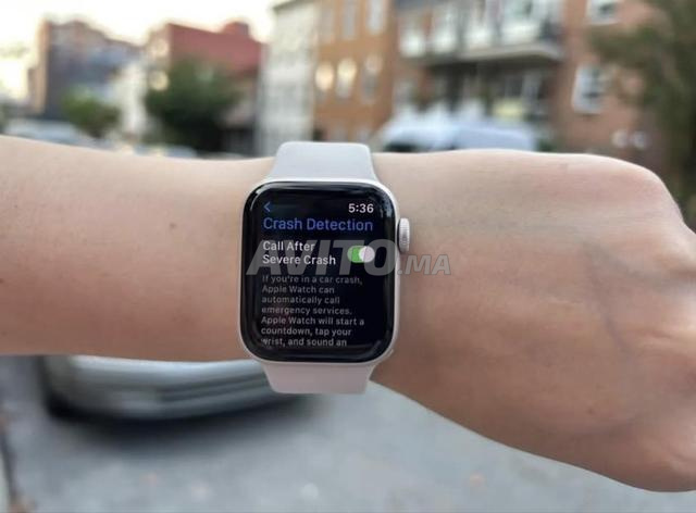 ساعة Apple Watch 44 mm SE GPS الجيل الثاني