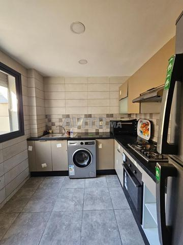 شقة للإيجار 170 متر مربع في الدروة