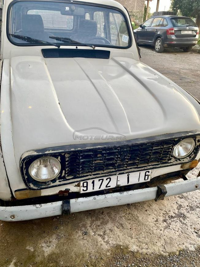 Renault R4 Essence Manuelle 1992 à Mediouna
